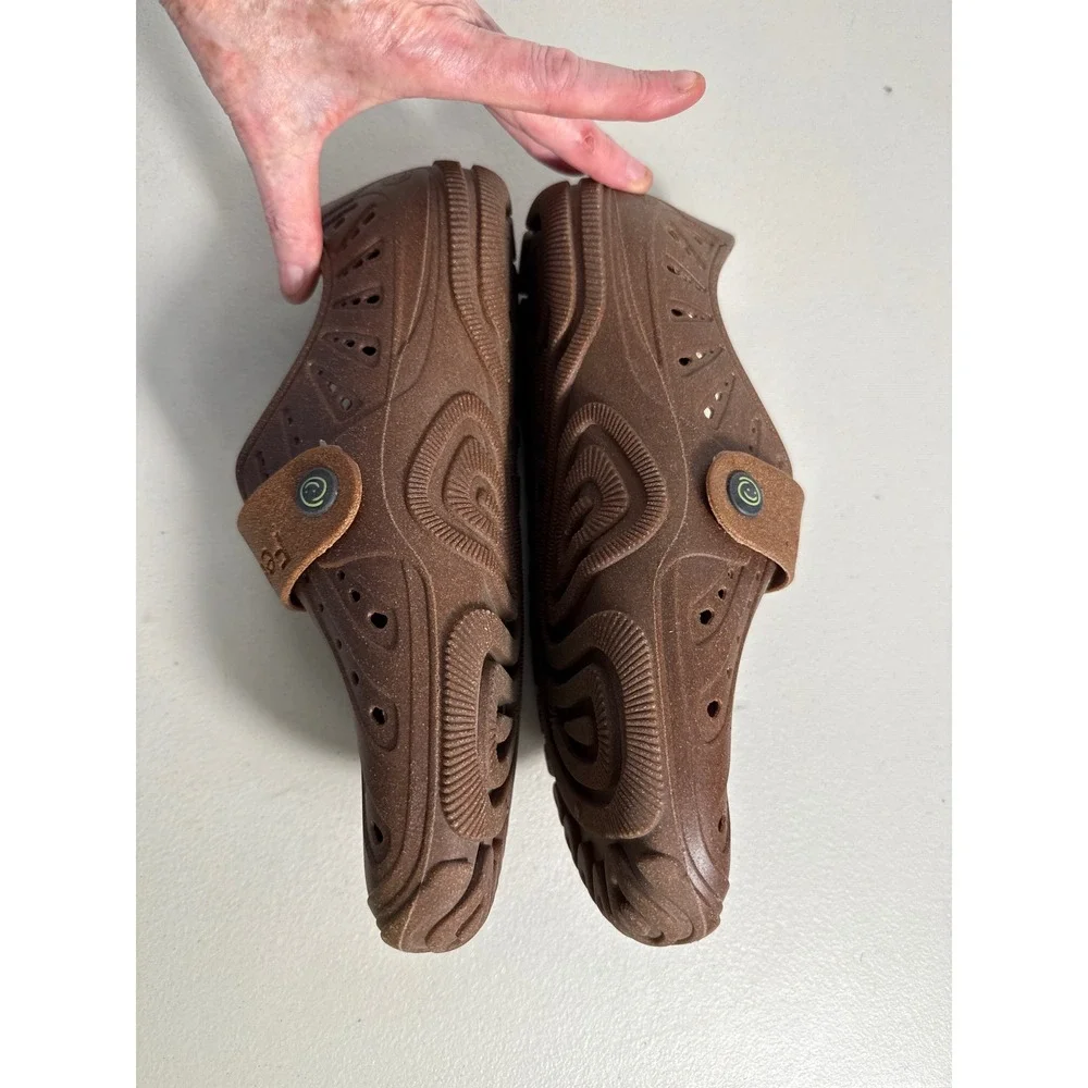 Barefooters Feel Great Brown Perforated Slip On Clogs Shoes Men Size EU 41 US 8